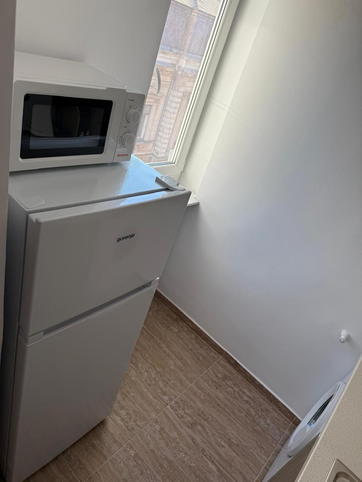 Studio Central Pcs 부쿠레슈티 외부 사진